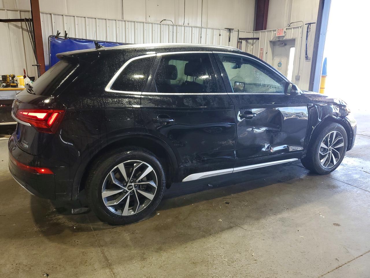 2021 AUDI Q5