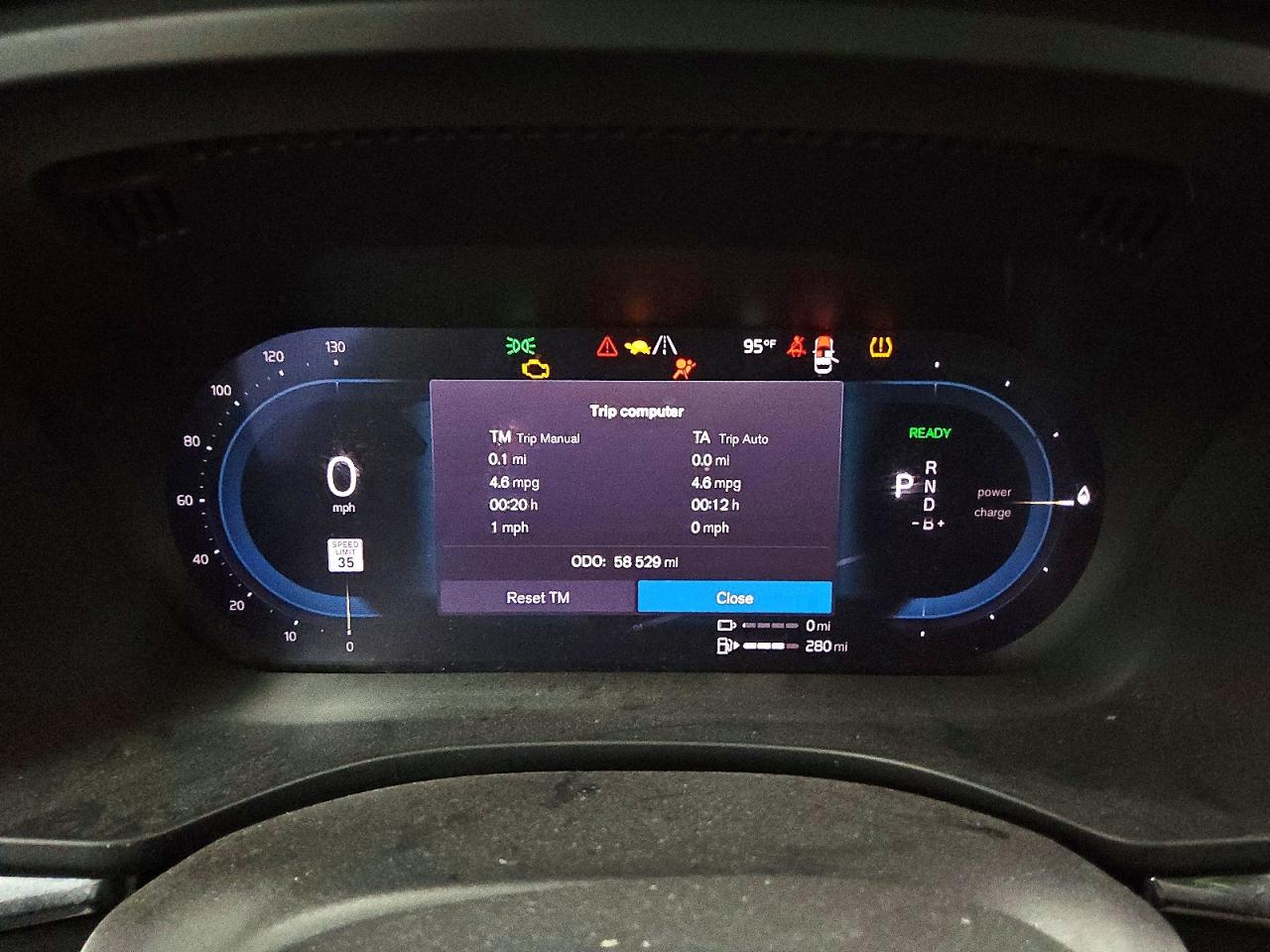 2024 VOLVO XC60