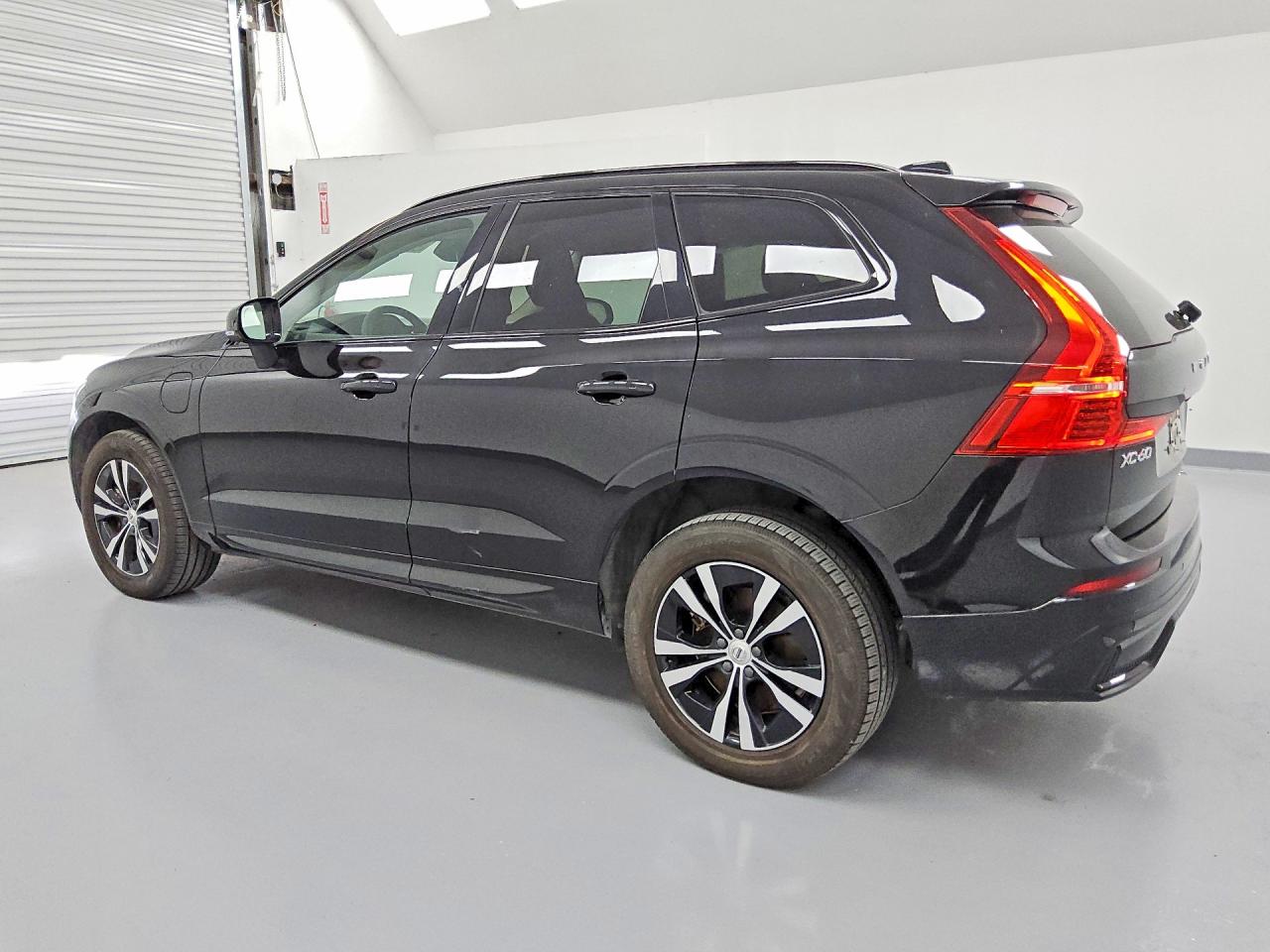 2024 VOLVO XC60