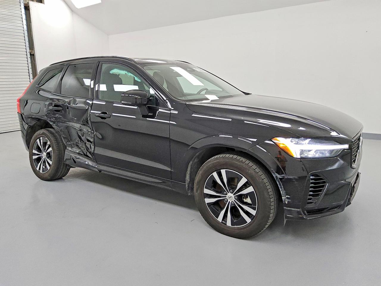 2024 VOLVO XC60