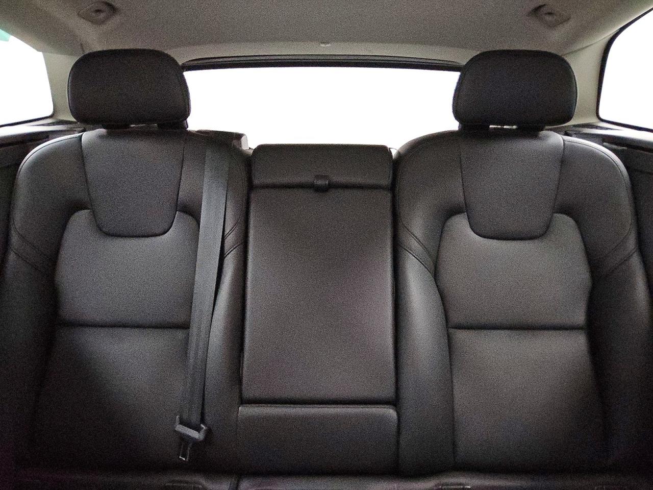 2024 VOLVO XC60