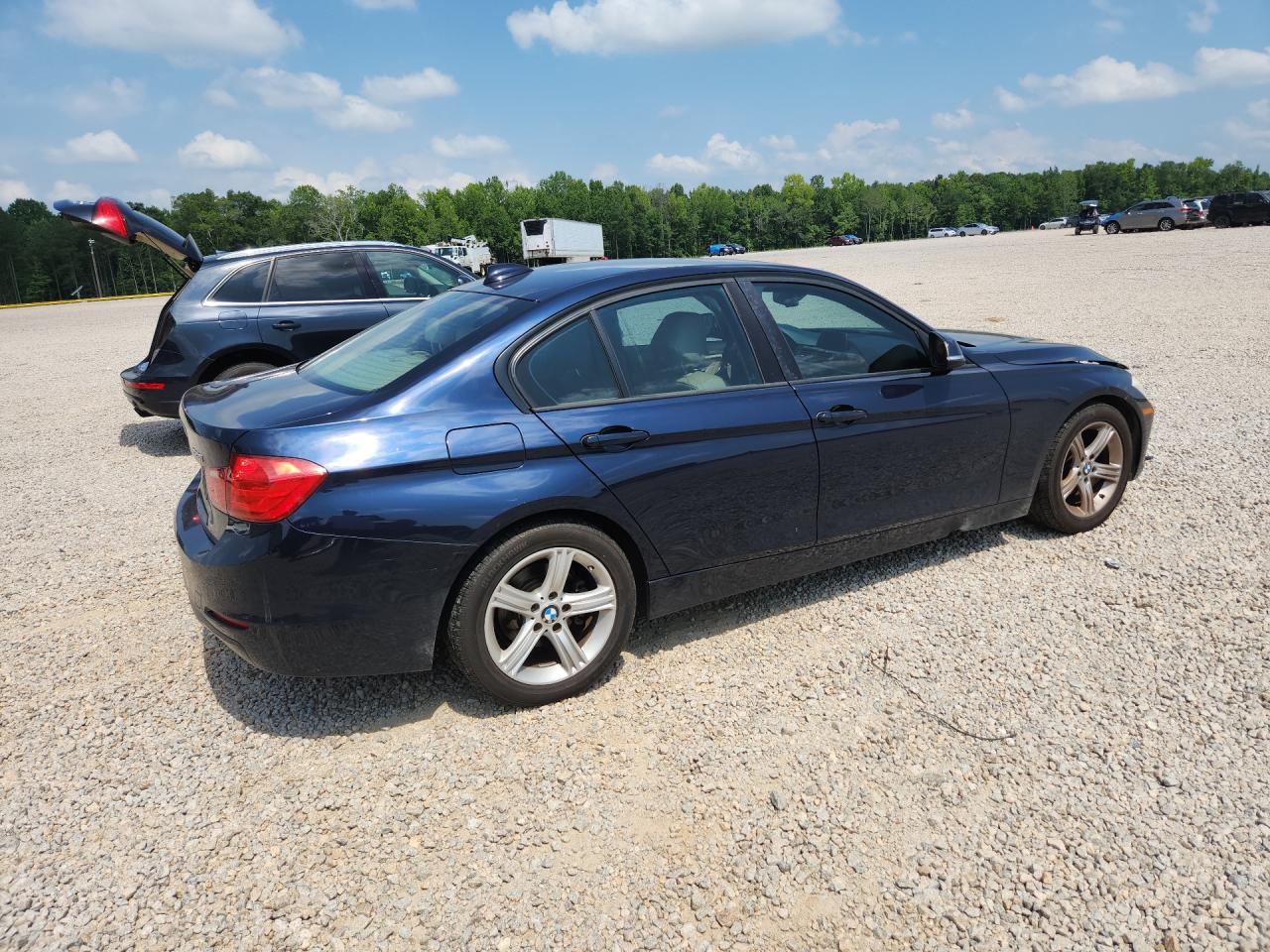 2013 BMW 3 SERIES
