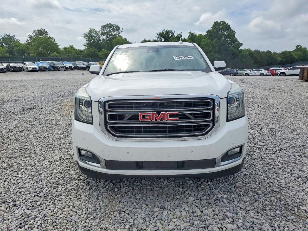 2016 GMC YUKON