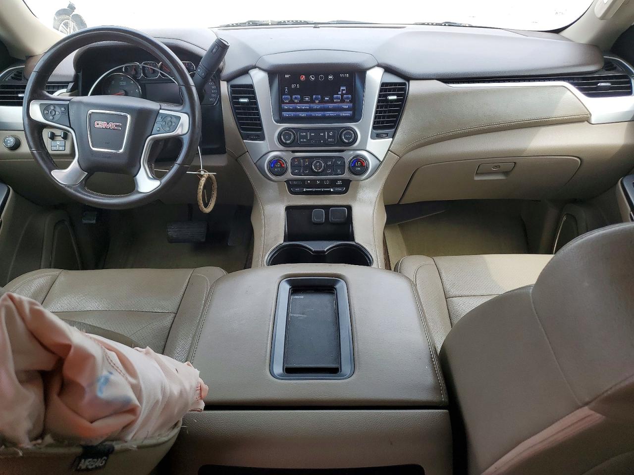 2016 GMC YUKON