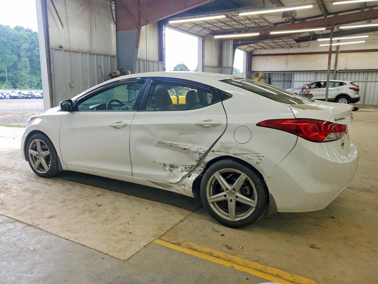 2013 HYUNDAI ELANTRA