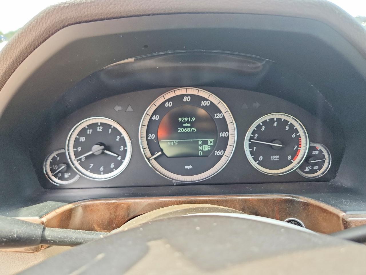 2010 MERCEDES-BENZ E-CLASS