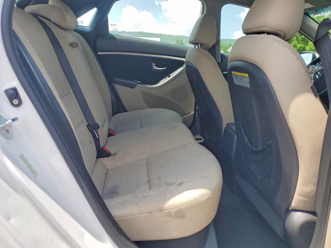 2013 HYUNDAI ELANTRA