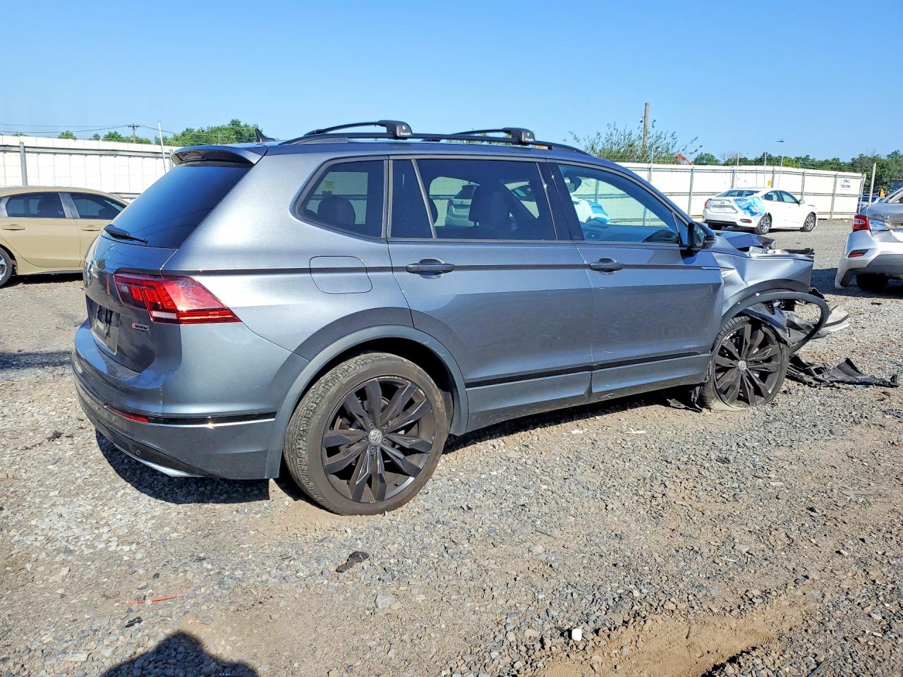 2021 VOLKSWAGEN TIGUAN