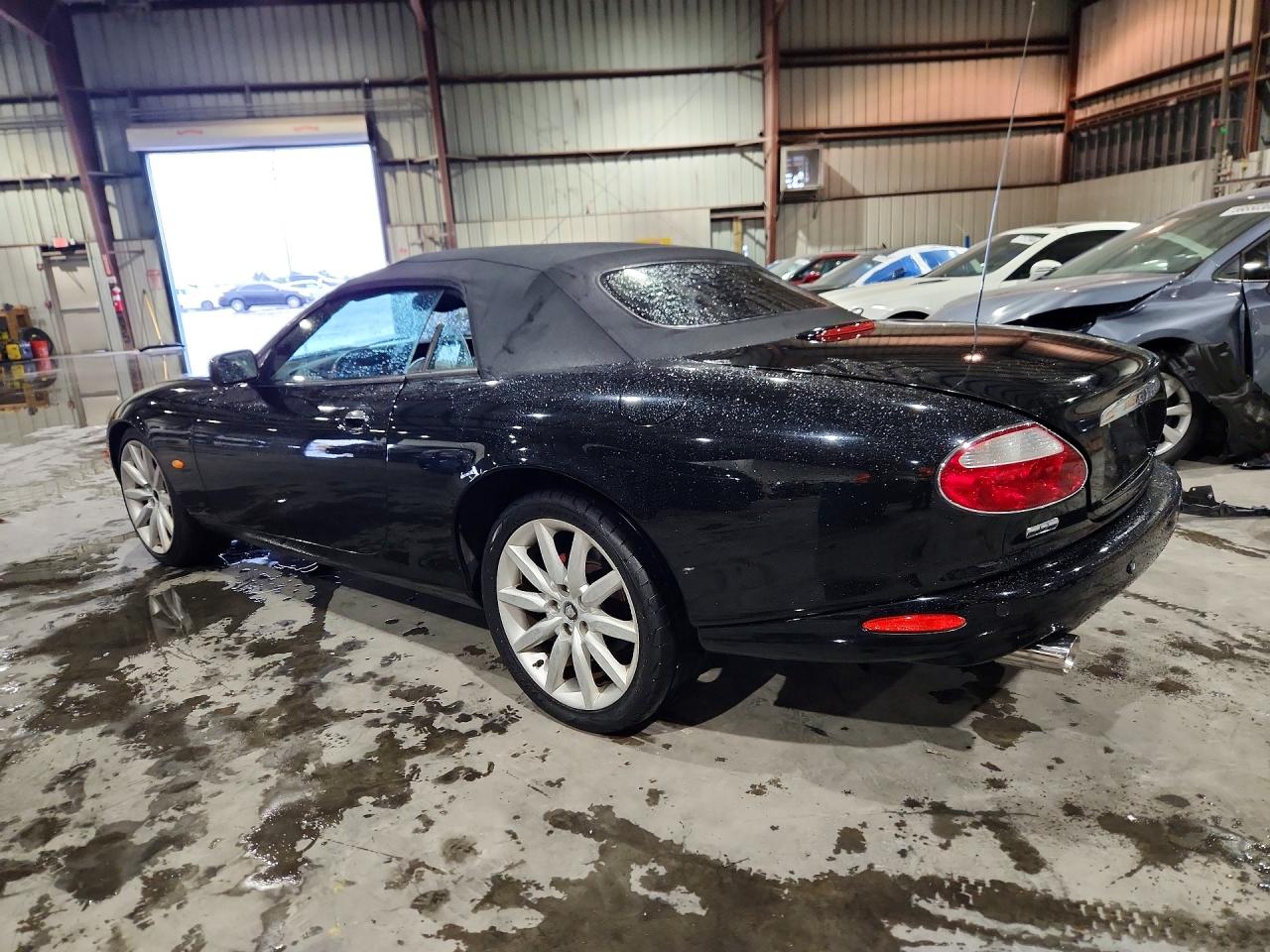 2004 JAGUAR XK8