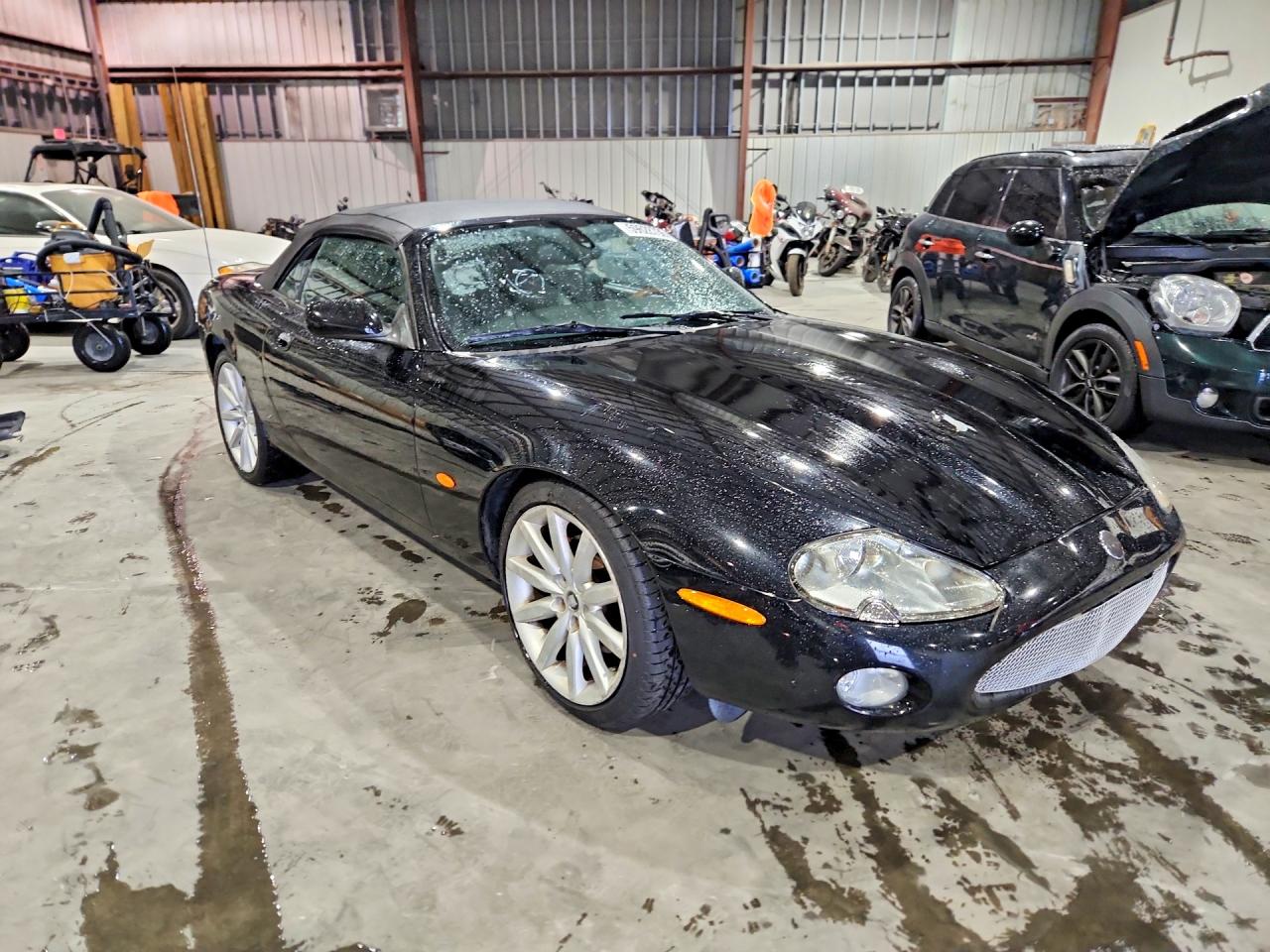 2004 JAGUAR XK8