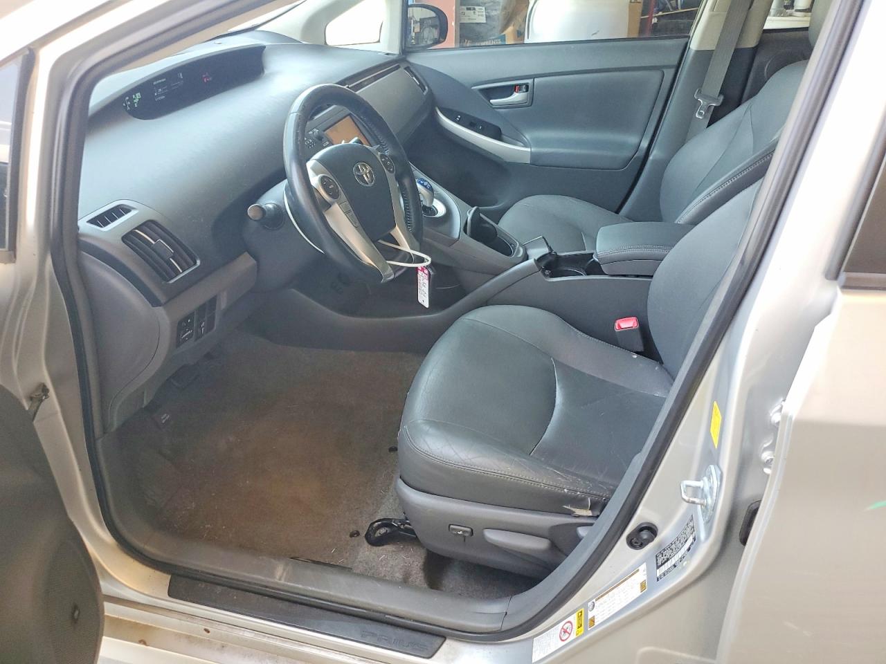 2010 TOYOTA PRIUS