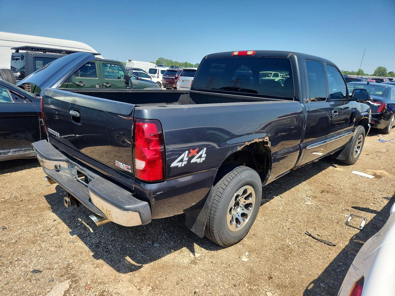 2003 GMC SIERRA