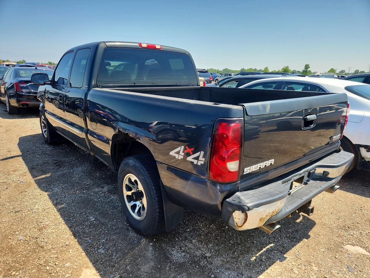 2003 GMC SIERRA