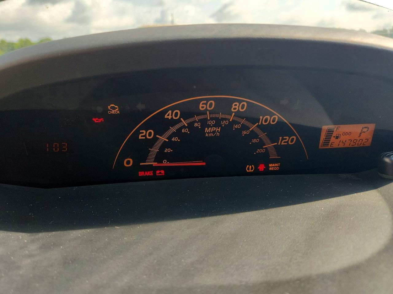 2010 TOYOTA YARIS