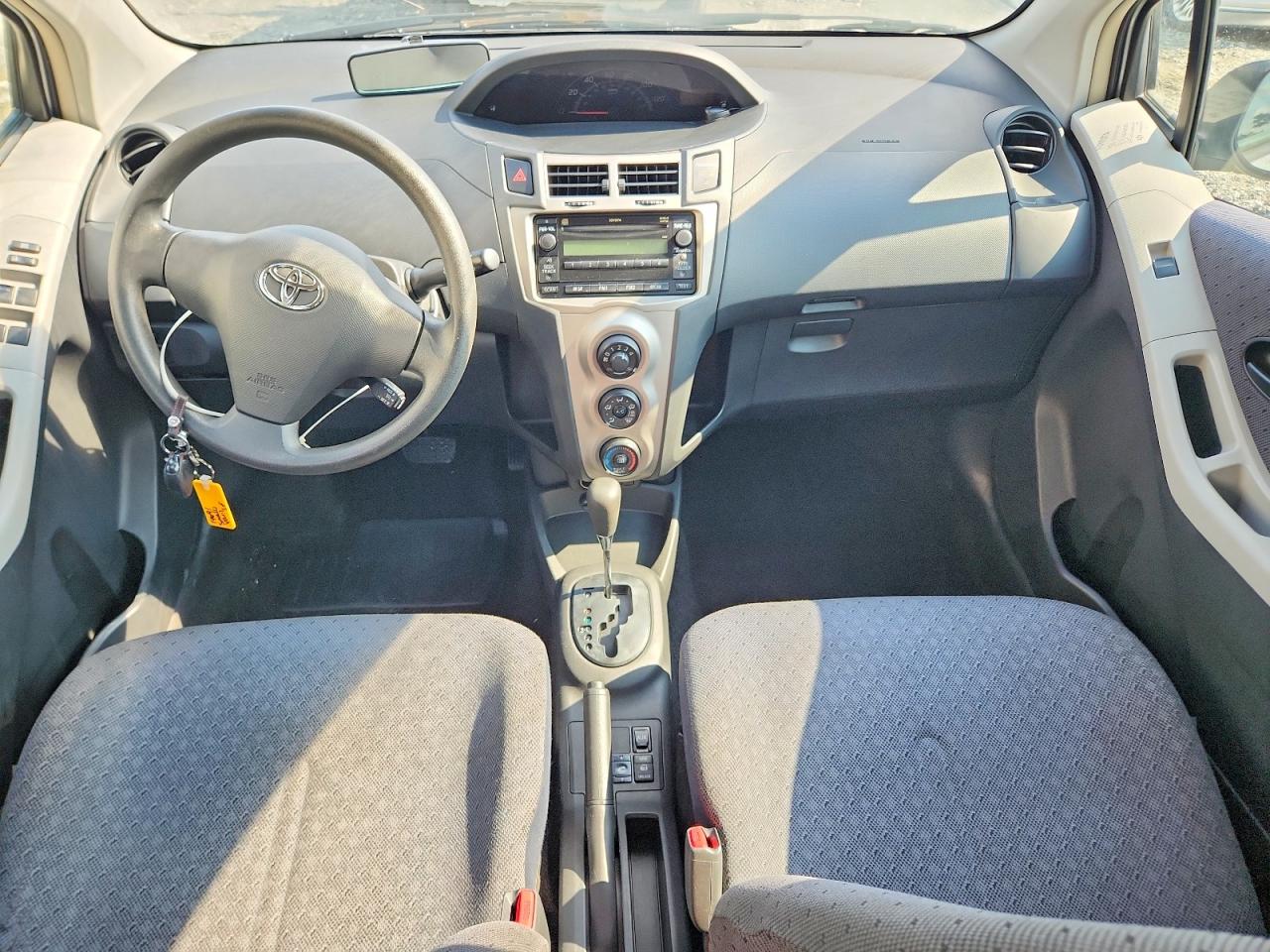 2010 TOYOTA YARIS
