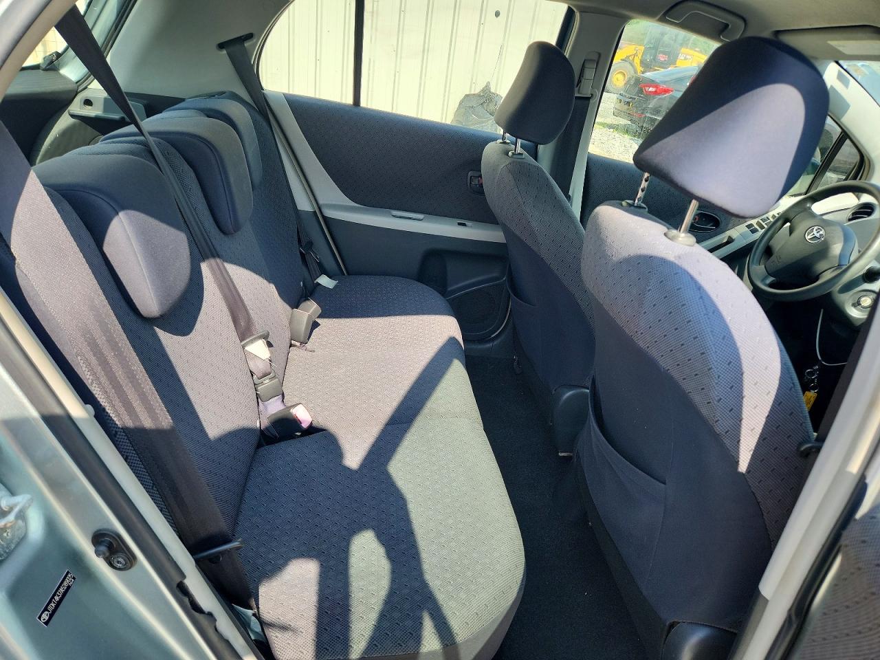2010 TOYOTA YARIS