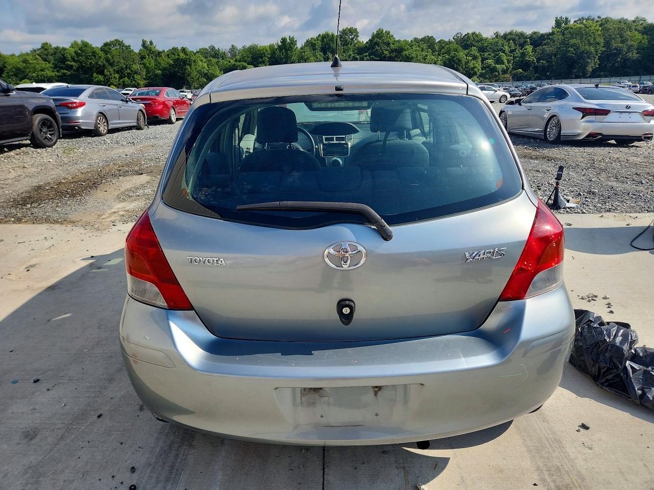 2010 TOYOTA YARIS