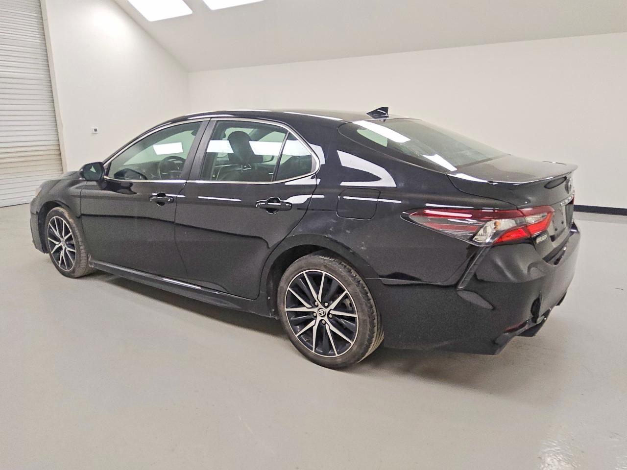 2023 TOYOTA CAMRY