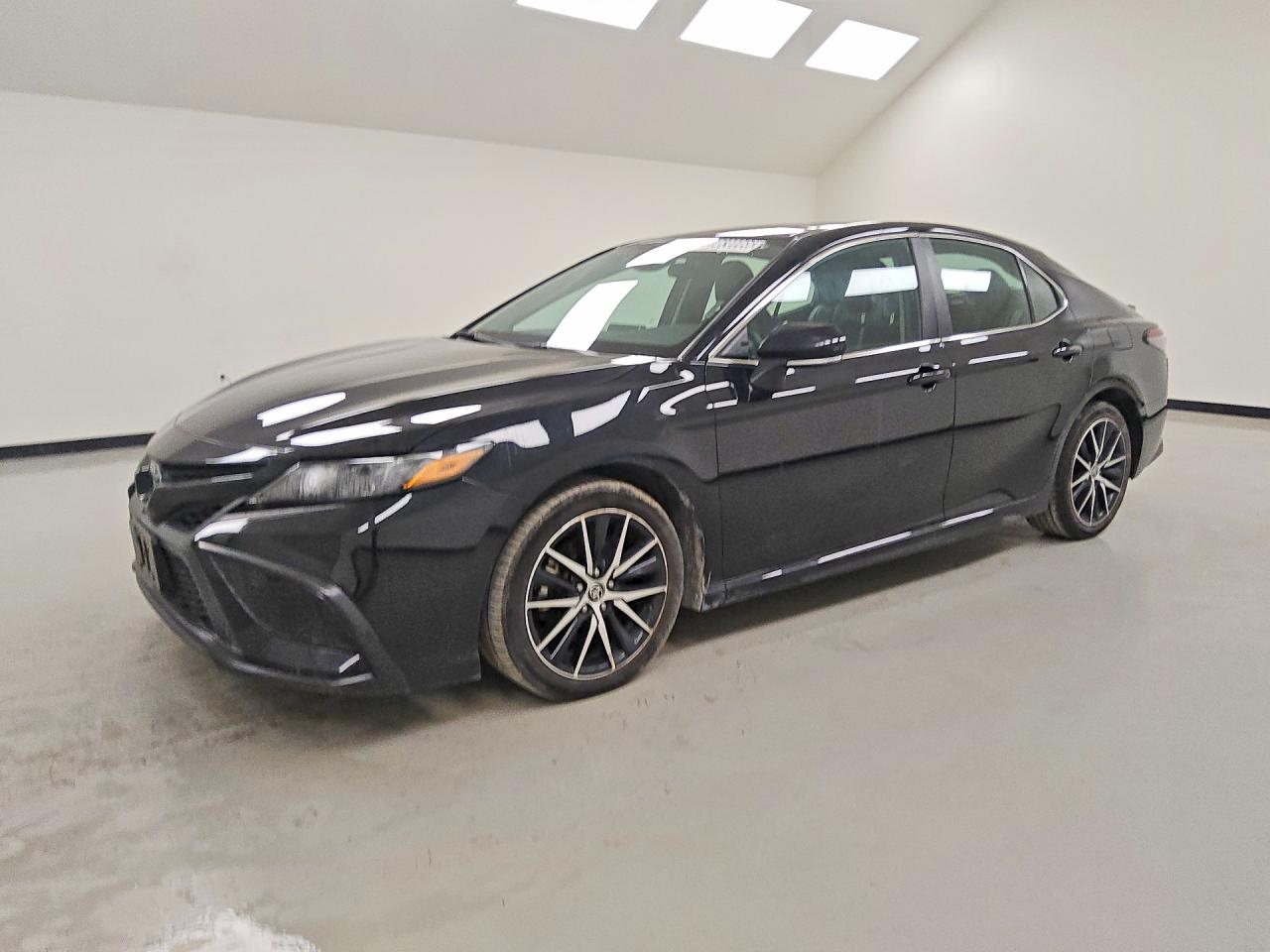 2023 TOYOTA CAMRY