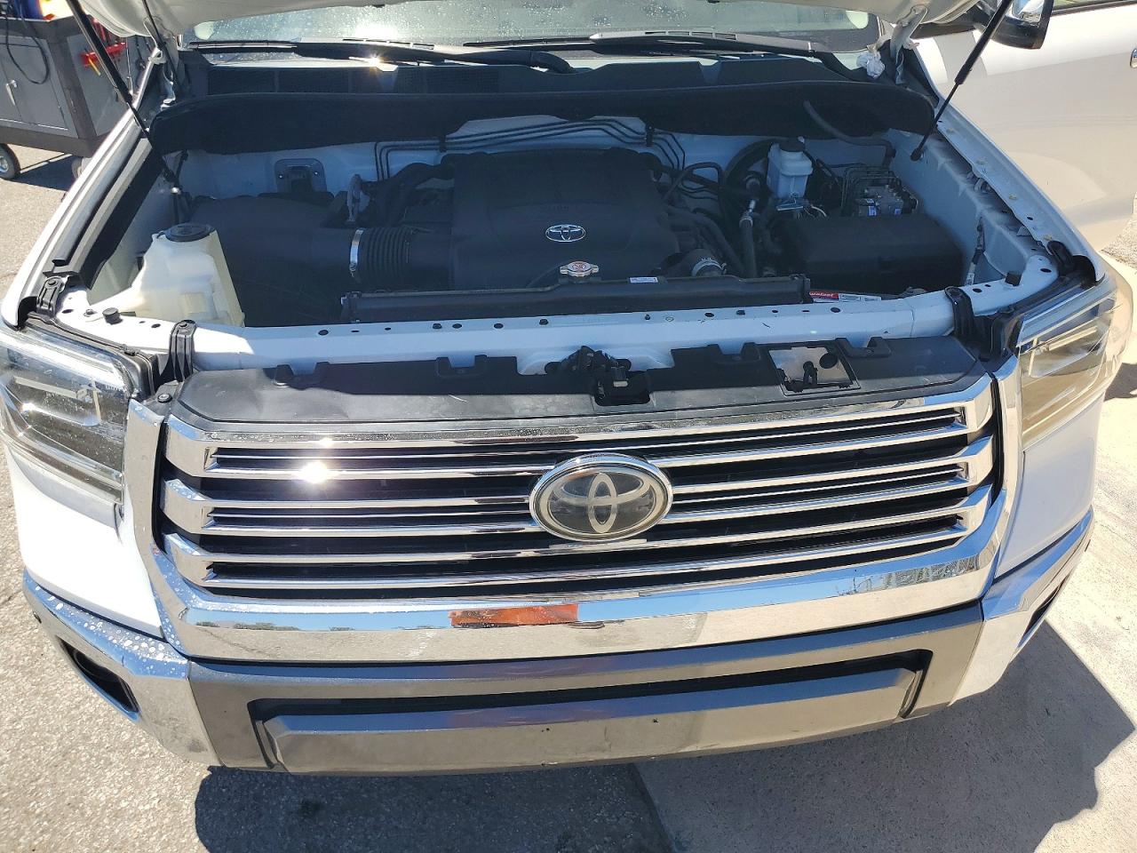 2019 TOYOTA TUNDRA