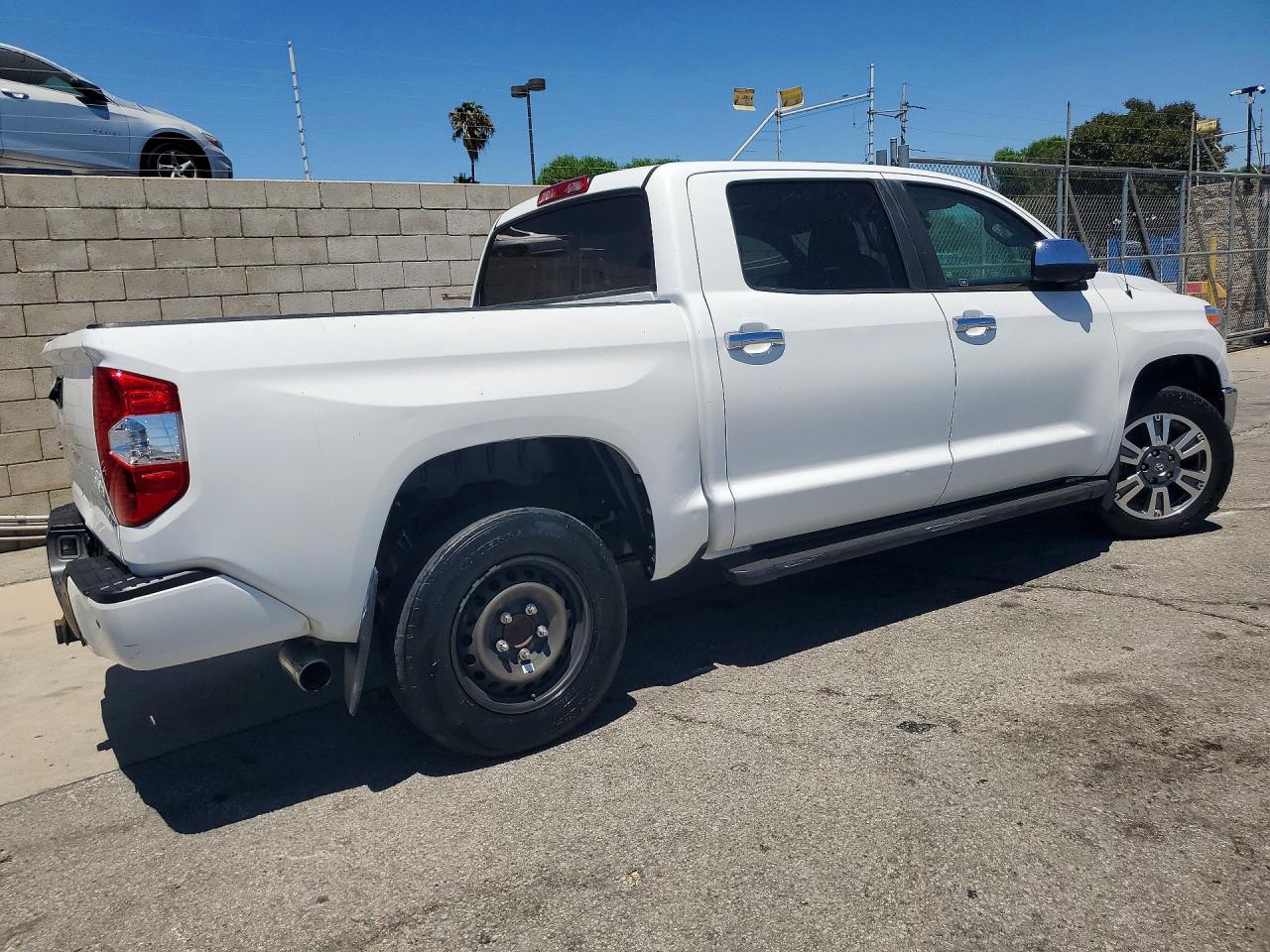 2019 TOYOTA TUNDRA