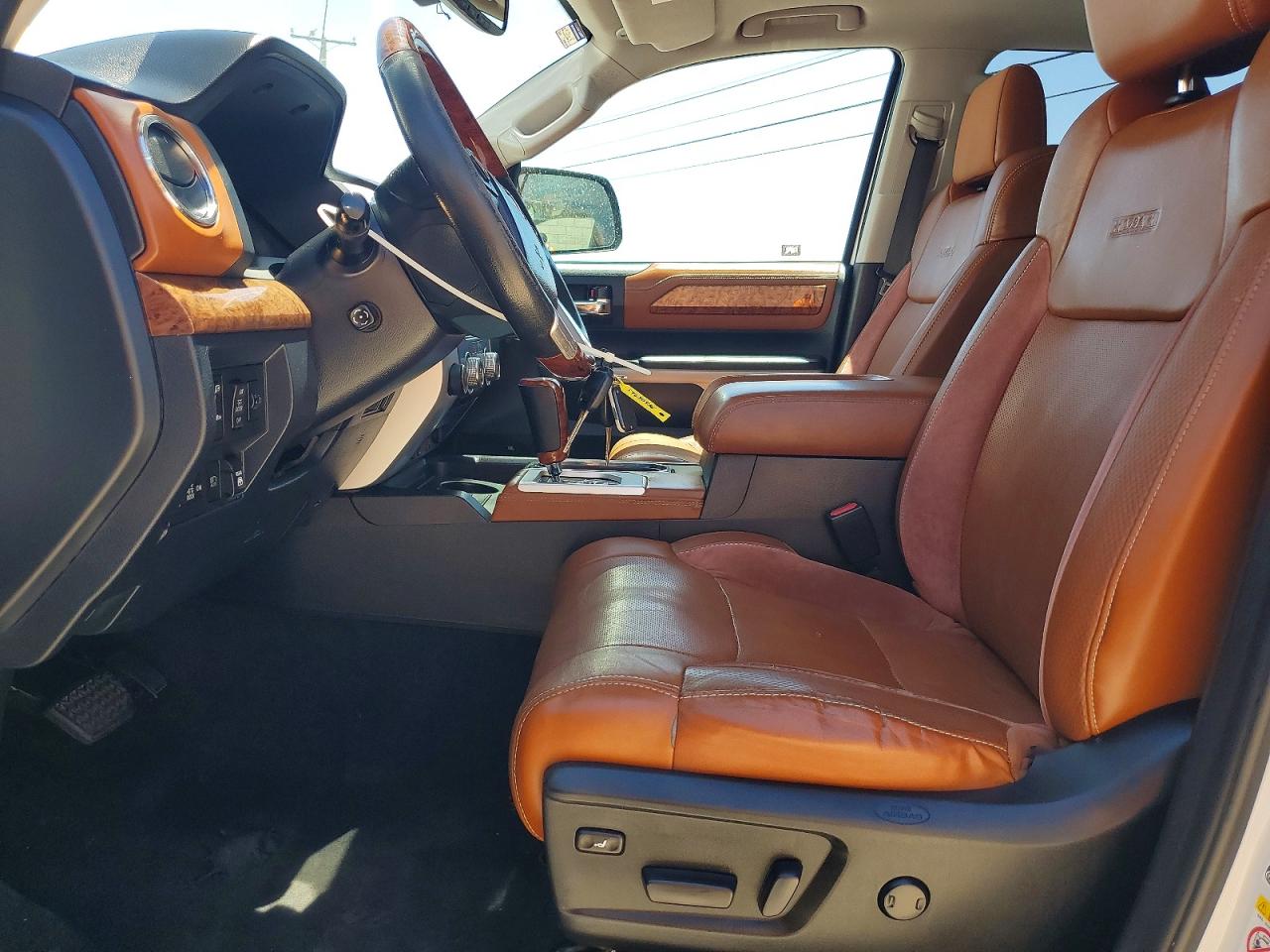 2019 TOYOTA TUNDRA