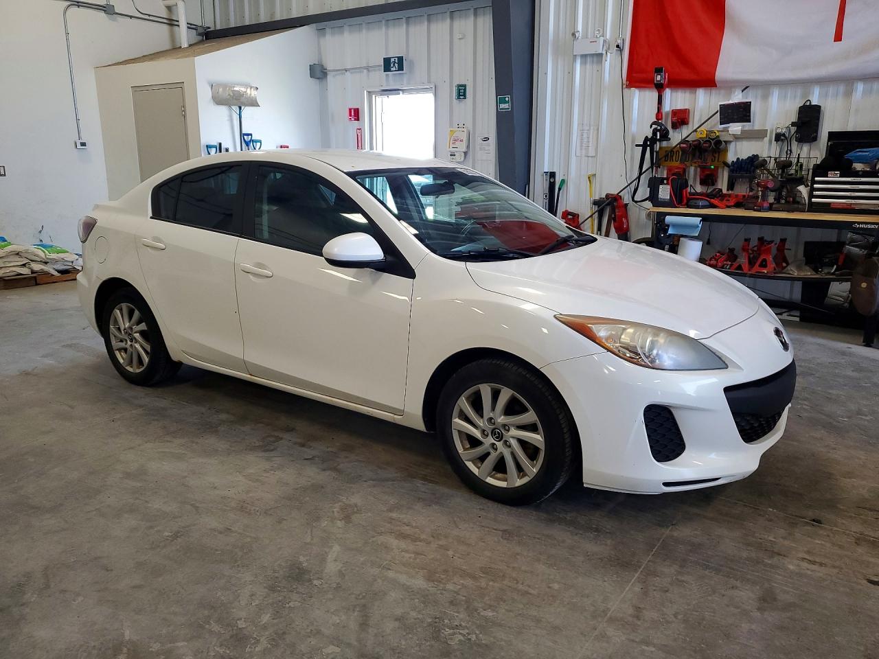 2013 MAZDA 3