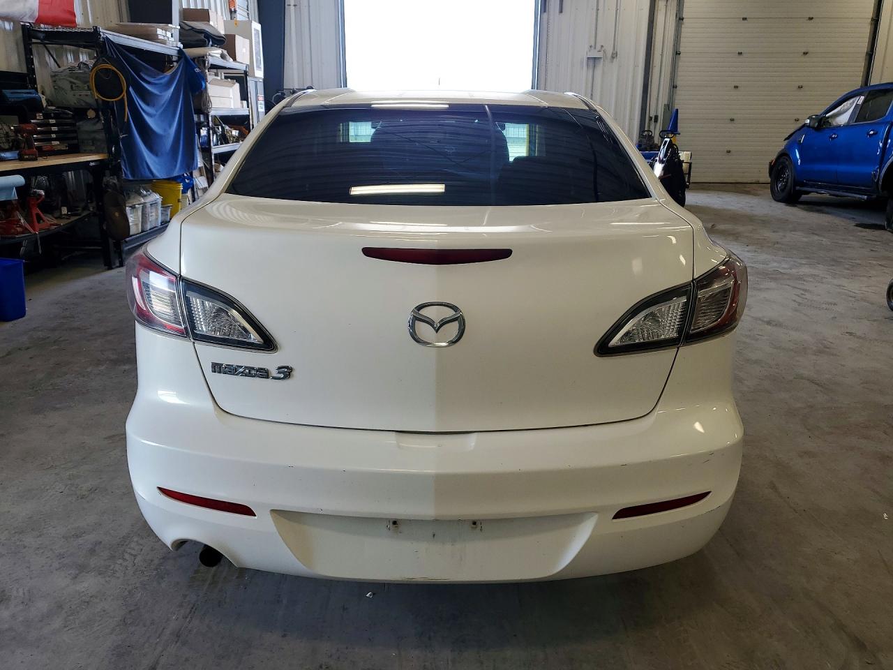 2013 MAZDA 3