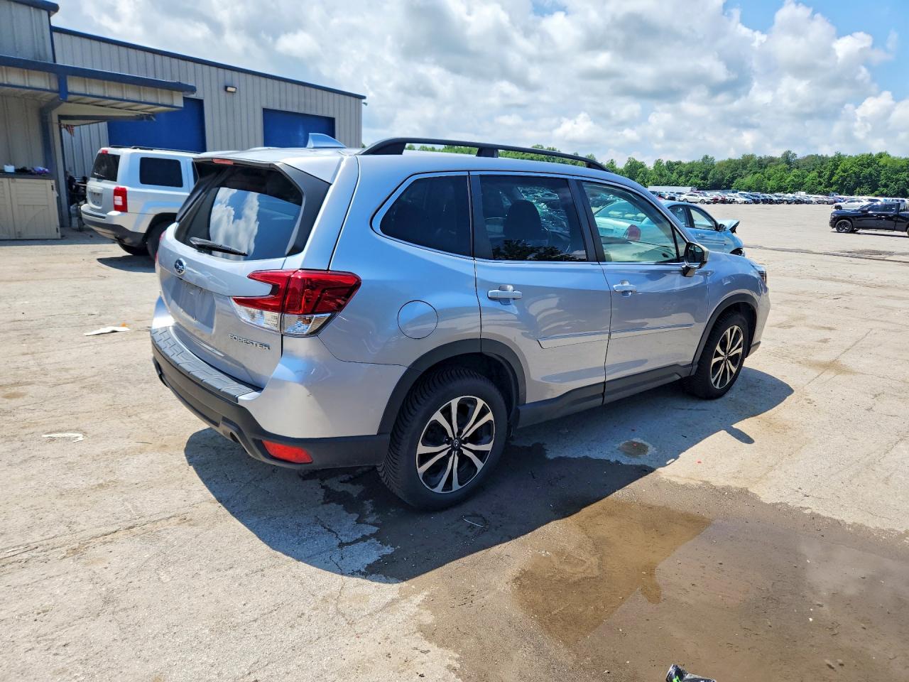 2021 SUBARU FORESTER
