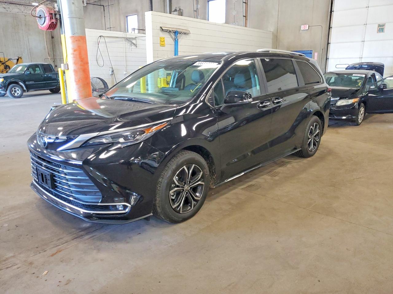 2026 TOYOTA SIENNA