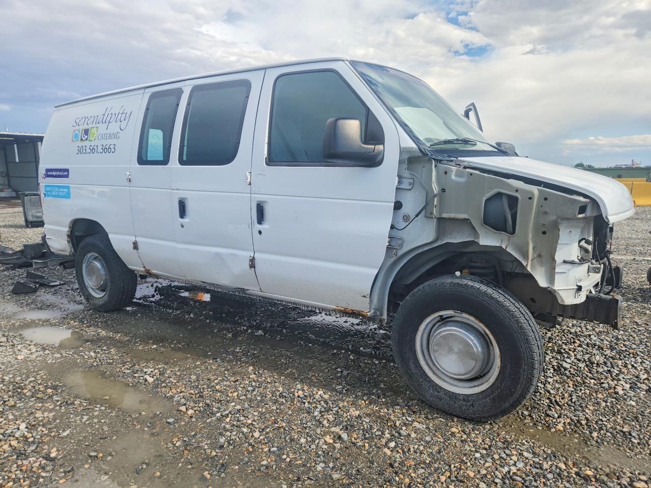 2004 FORD ECONOLINE