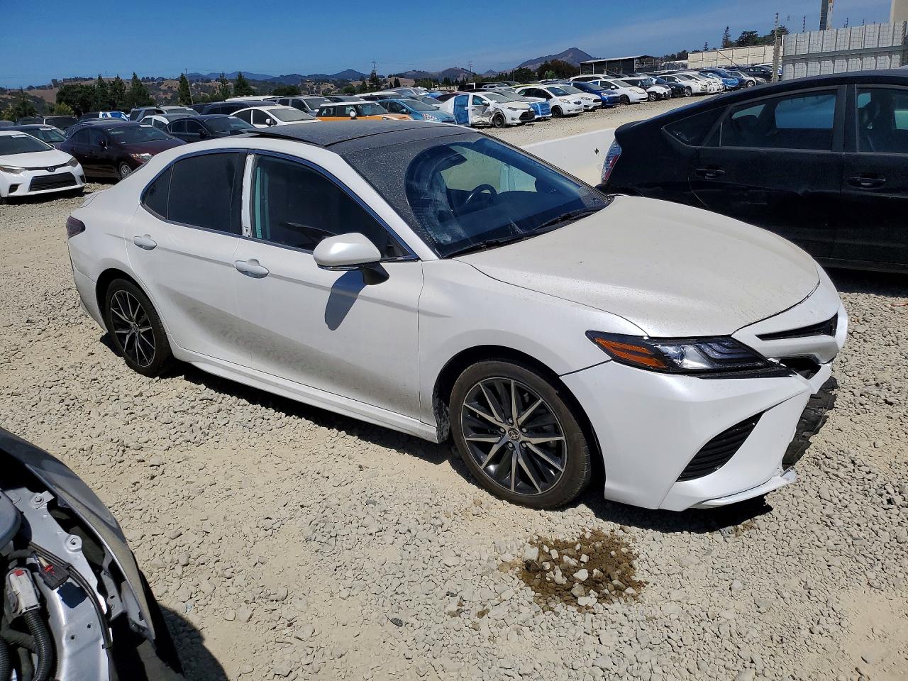 2022 TOYOTA CAMRY