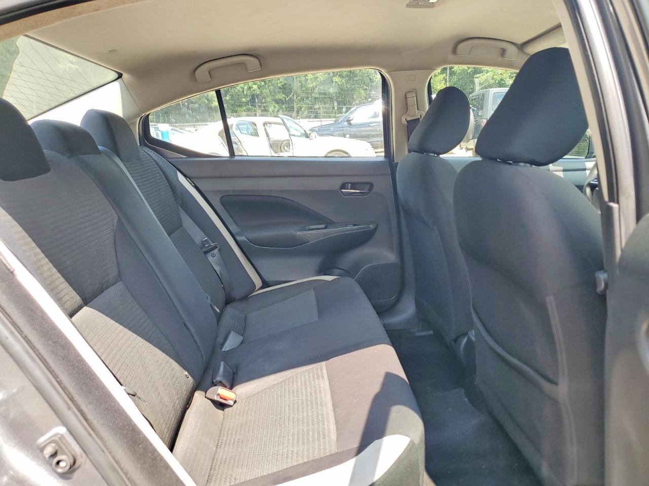 2021 NISSAN VERSA