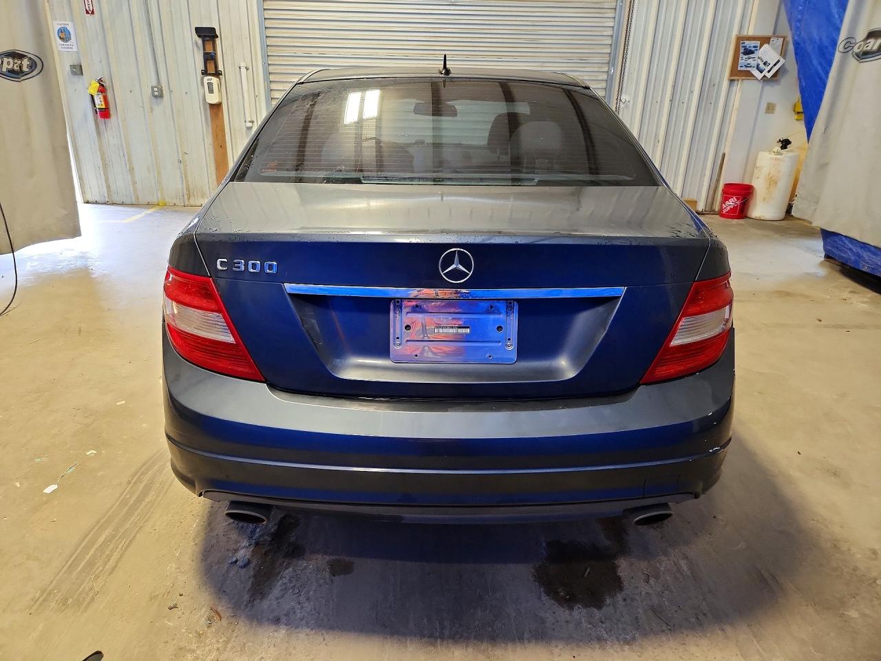 2011 MERCEDES-BENZ C-CLASS