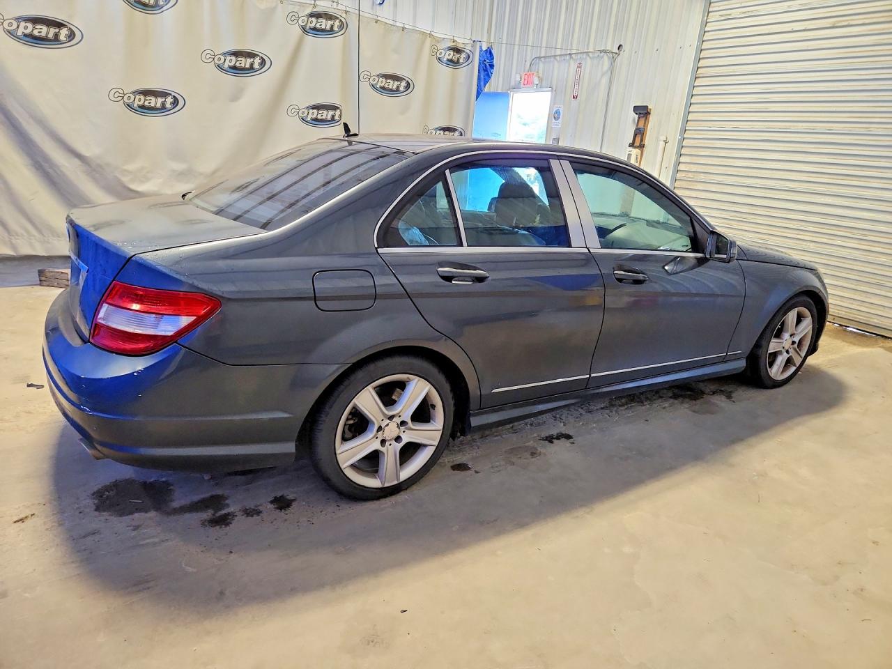 2011 MERCEDES-BENZ C-CLASS