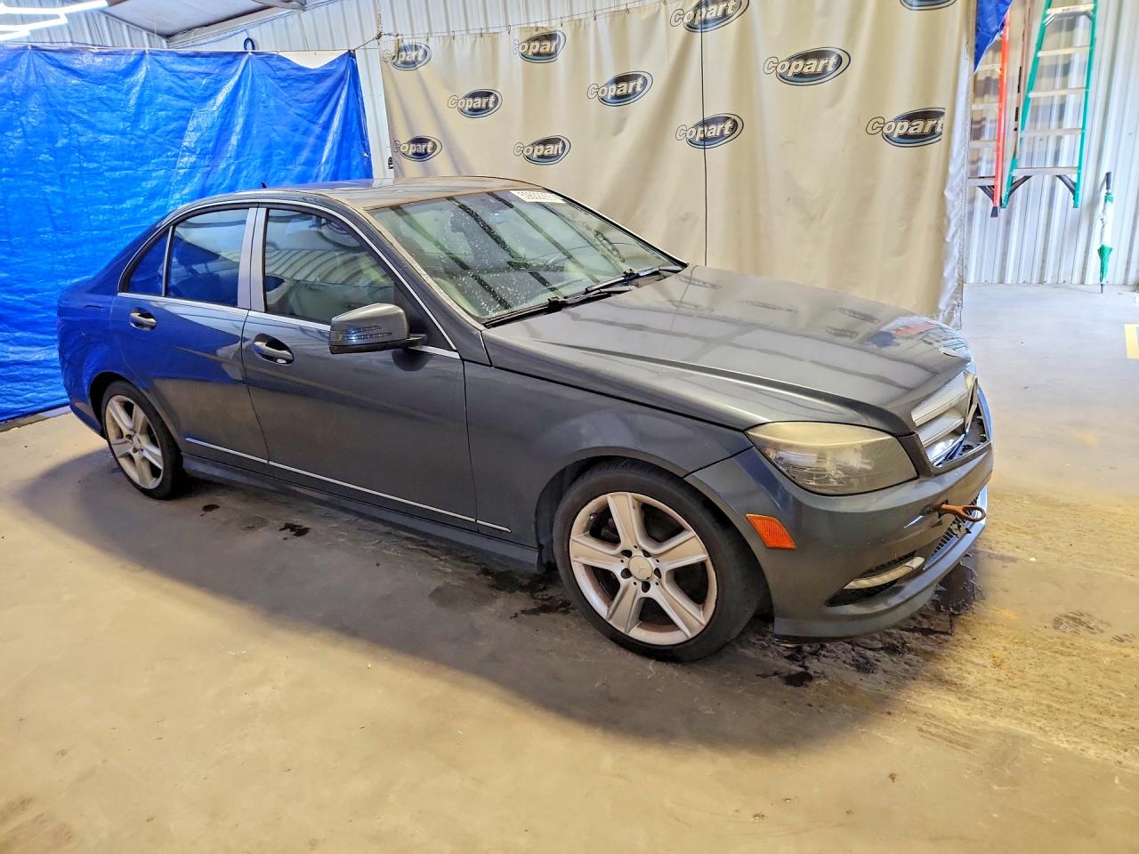 2011 MERCEDES-BENZ C-CLASS