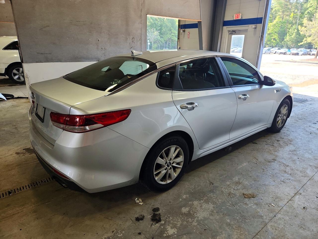 2017 KIA OPTIMA