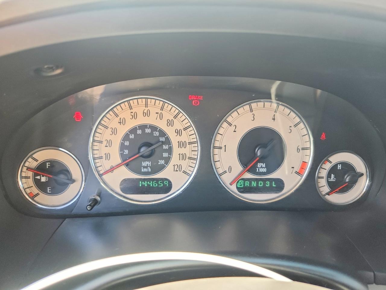 2001 CHRYSLER MINIVAN