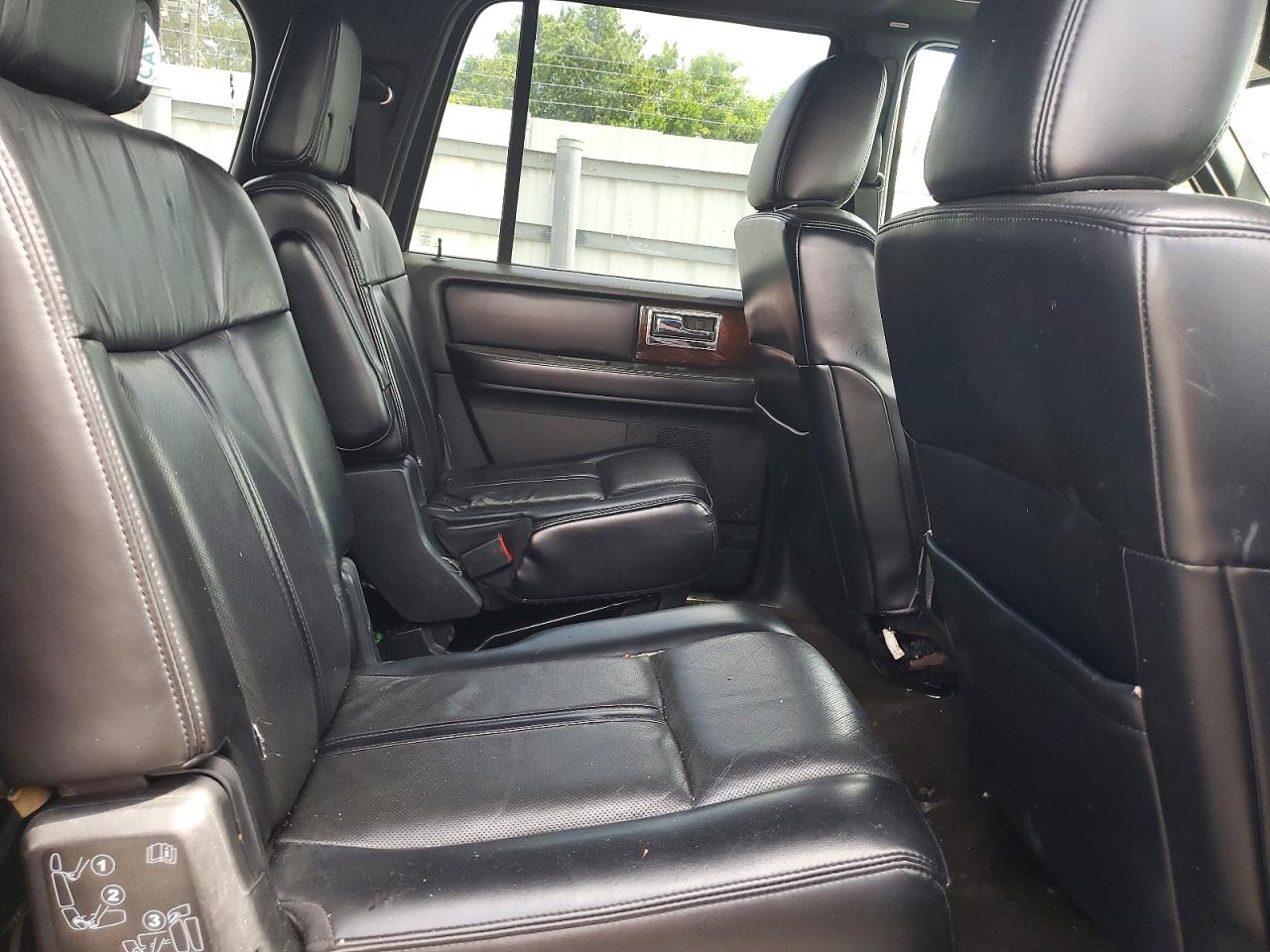 2017 LINCOLN NAVIGATOR