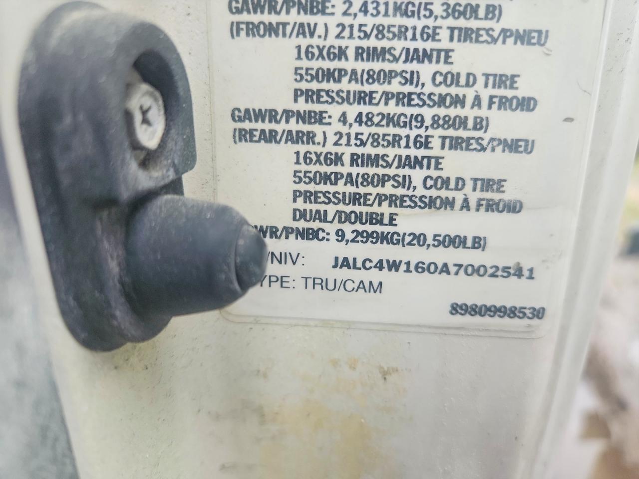 2010 ISUZU NPR