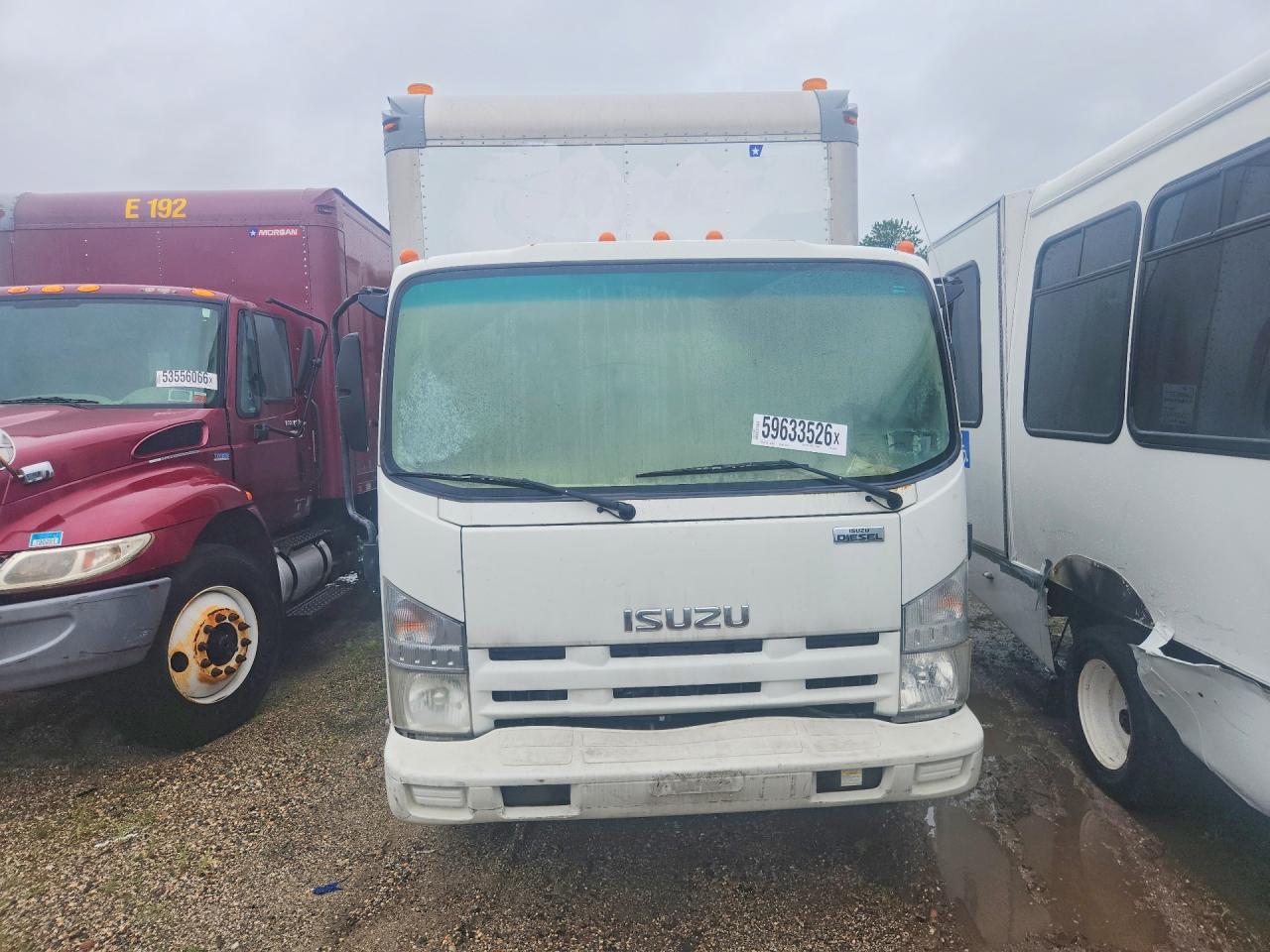 2010 ISUZU NPR