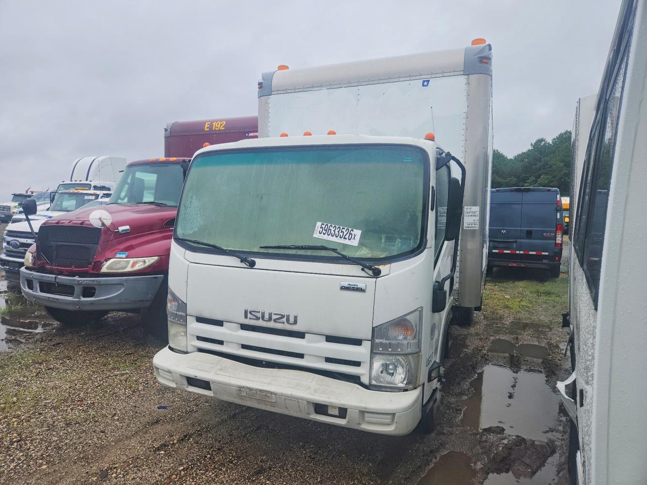 2010 ISUZU NPR