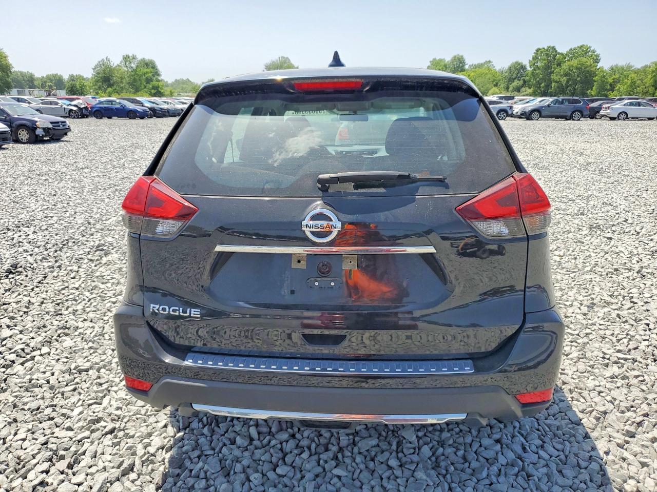 2018 NISSAN ROGUE
