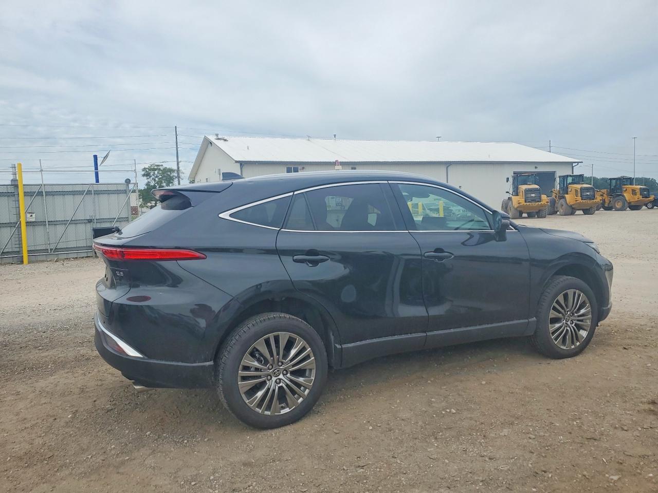 2023 TOYOTA VENZA