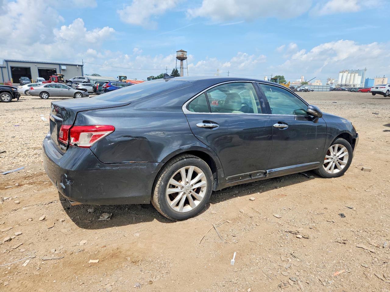 2011 LEXUS ES350