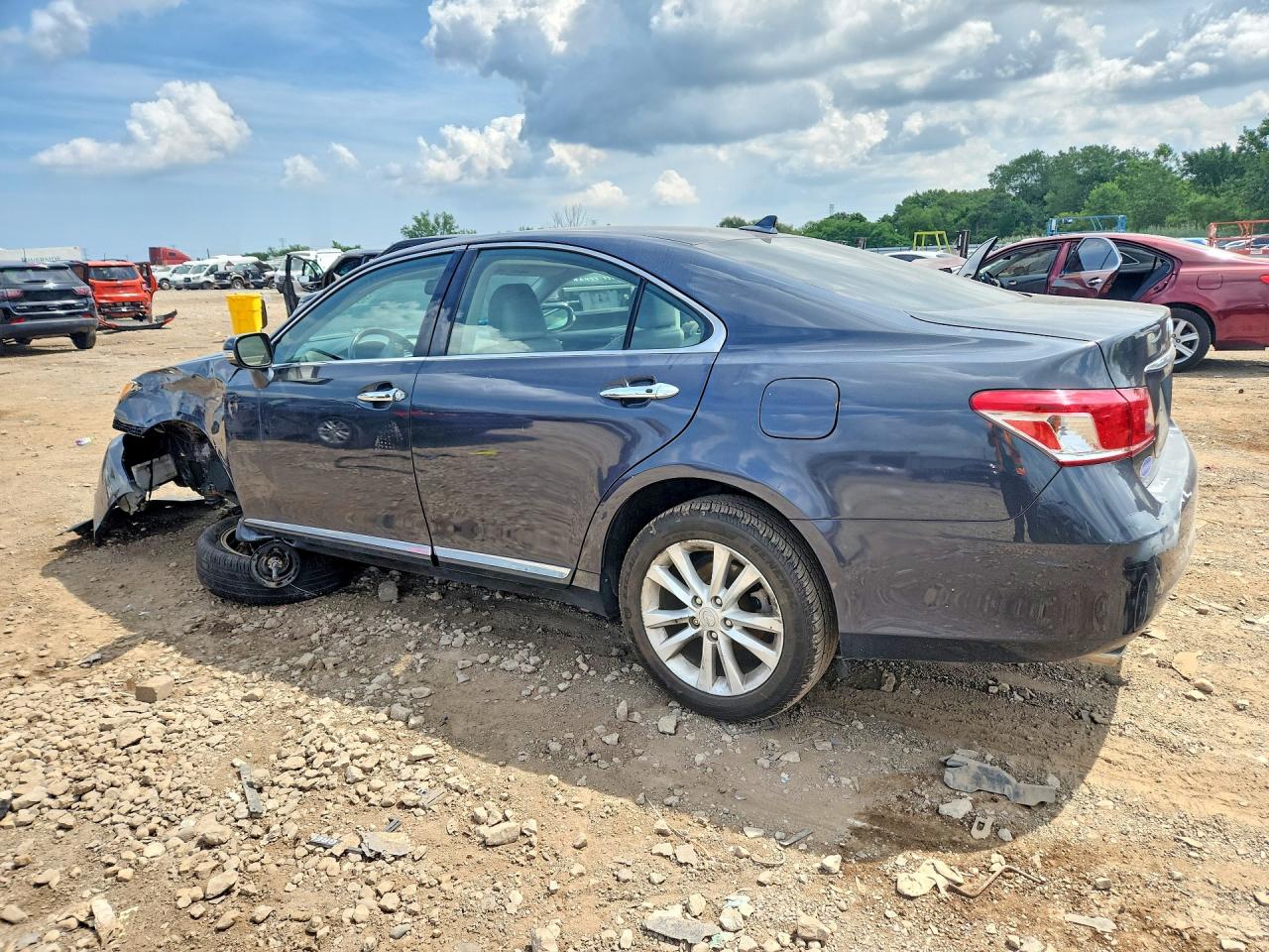 2011 LEXUS ES350