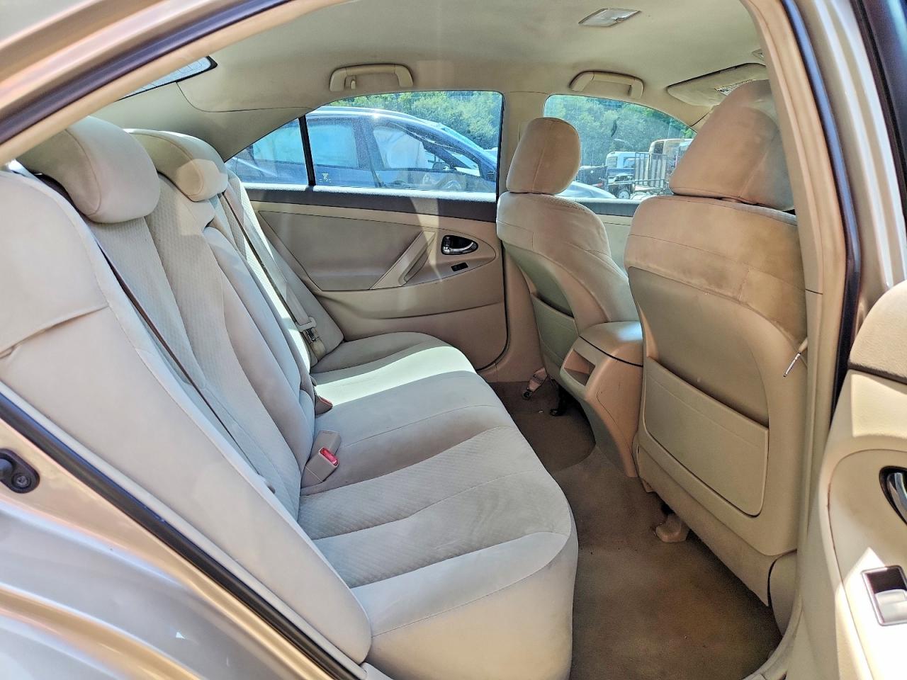 2009 TOYOTA CAMRY