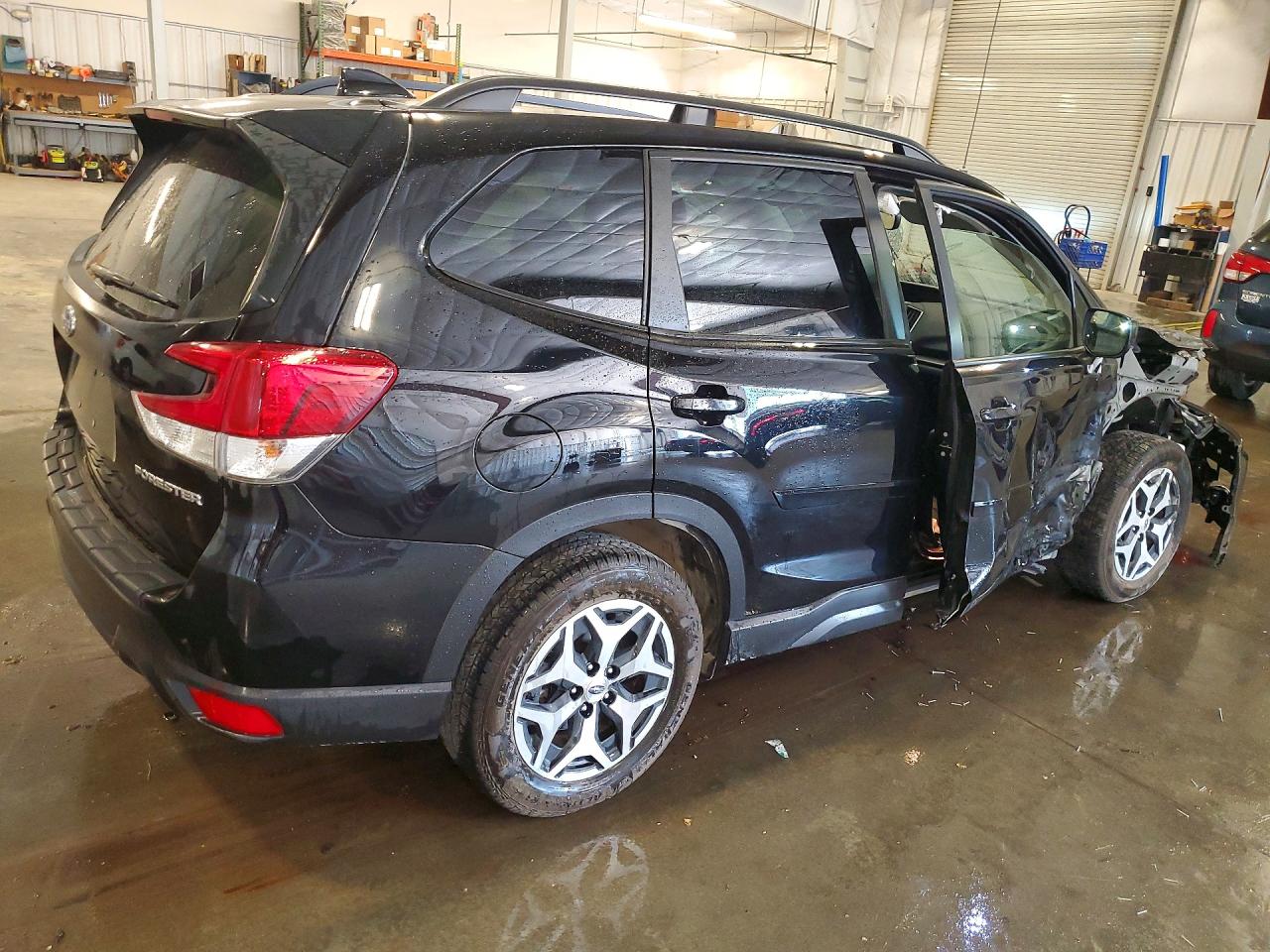 2021 SUBARU FORESTER