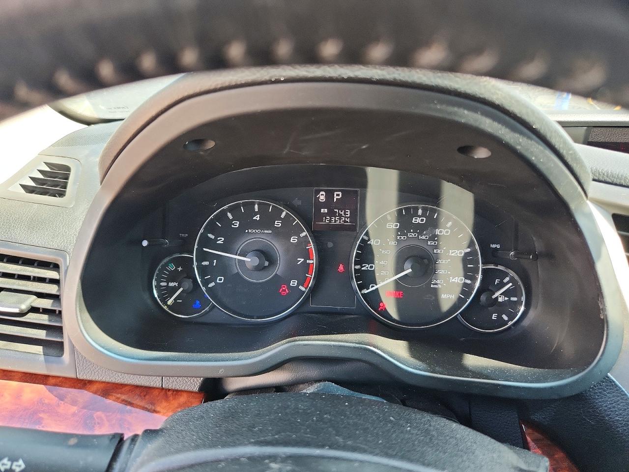 2011 SUBARU OUTBACK