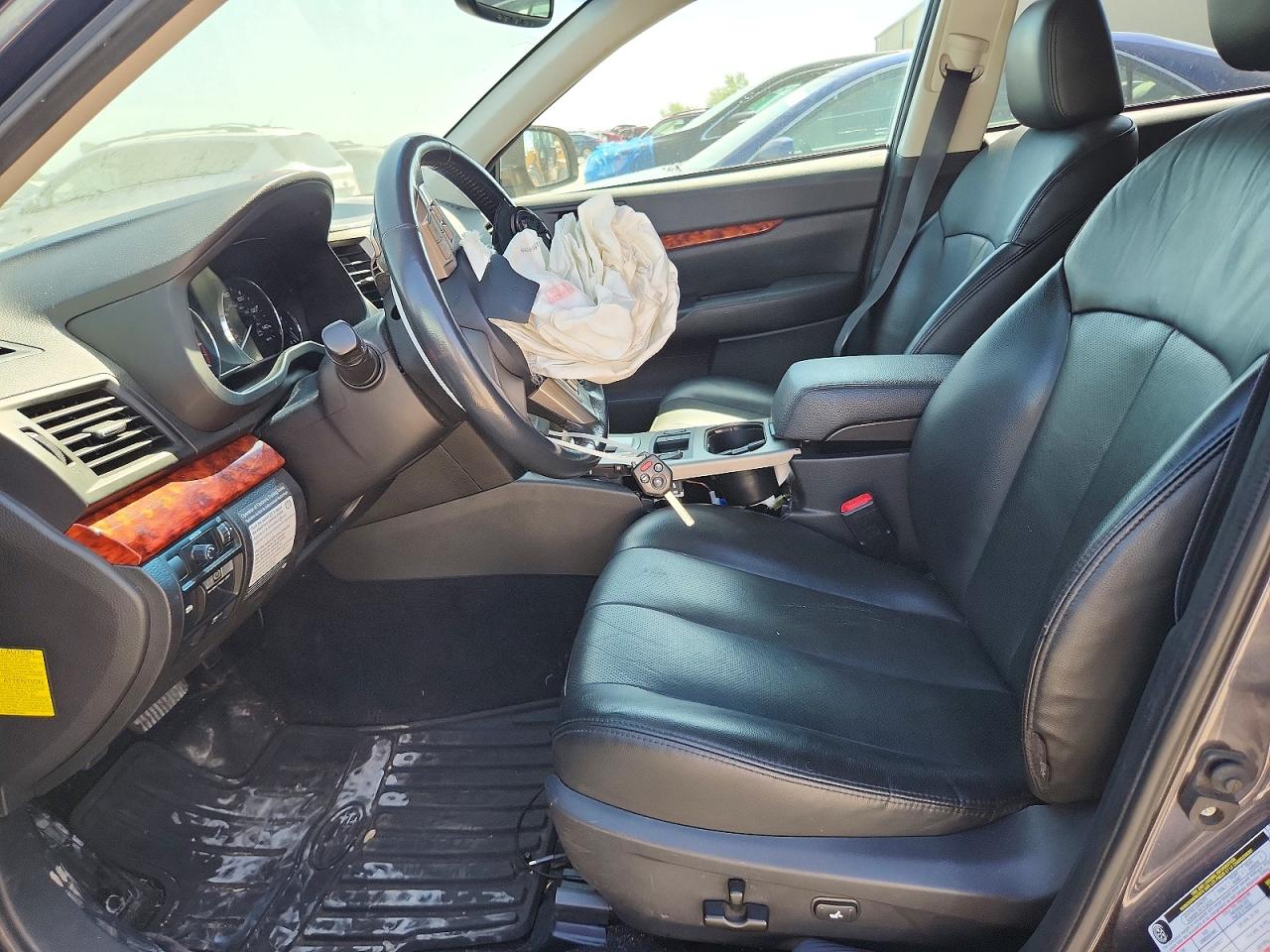 2011 SUBARU OUTBACK